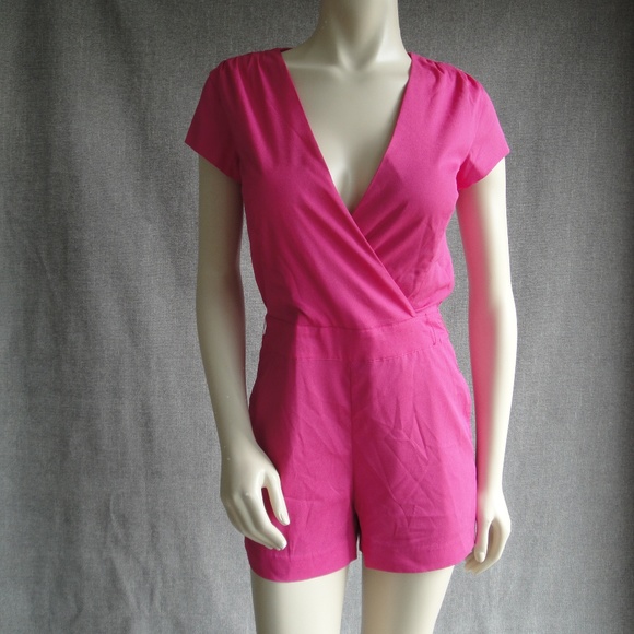 Bebe hot pink romper shorts Size XS - Picture 1 of 7